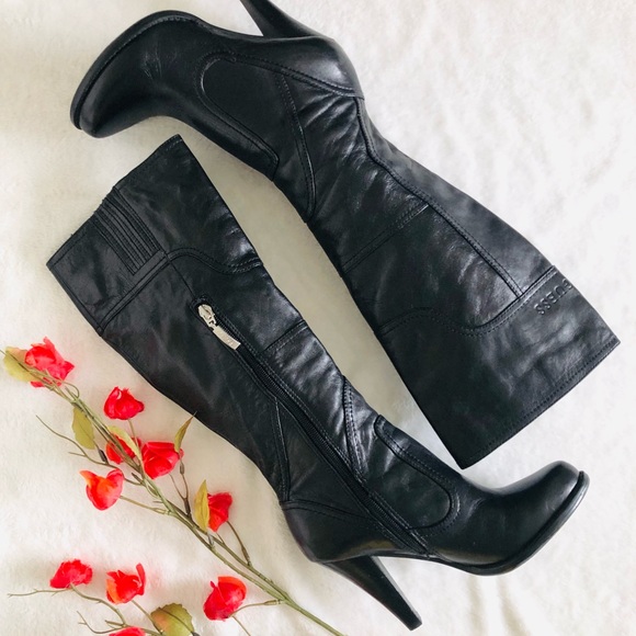 ❓GUESS Leather boots - Picture 15 of 15